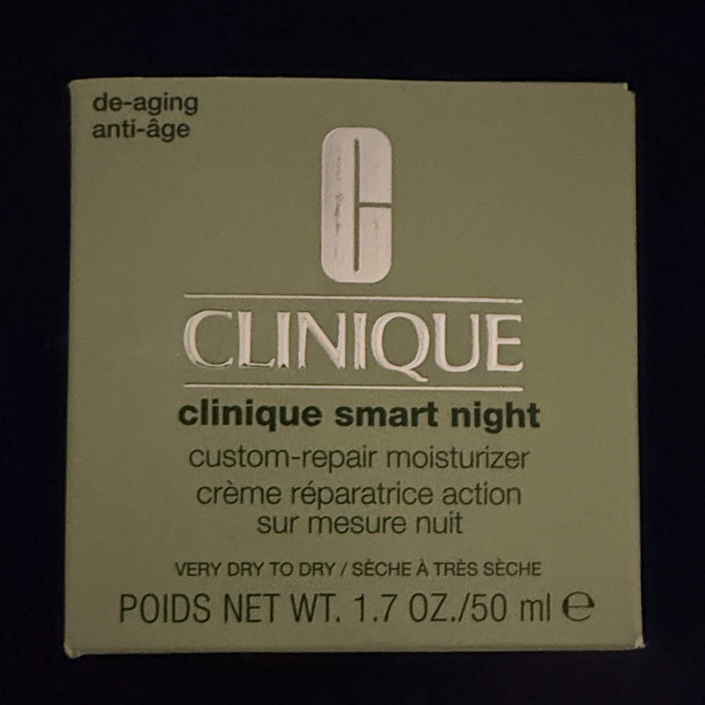 Clinique Smart Night Moisturizer